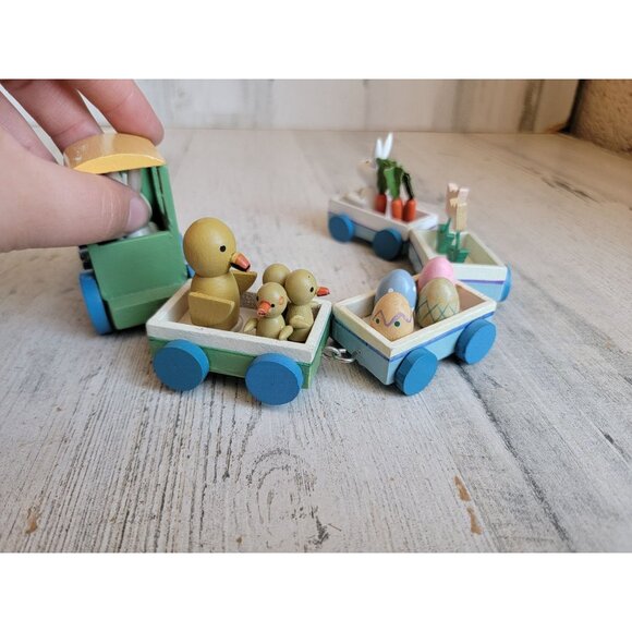 Vintage mini wooden bunny Easter train chick set unique decor - Picture 7 of 11